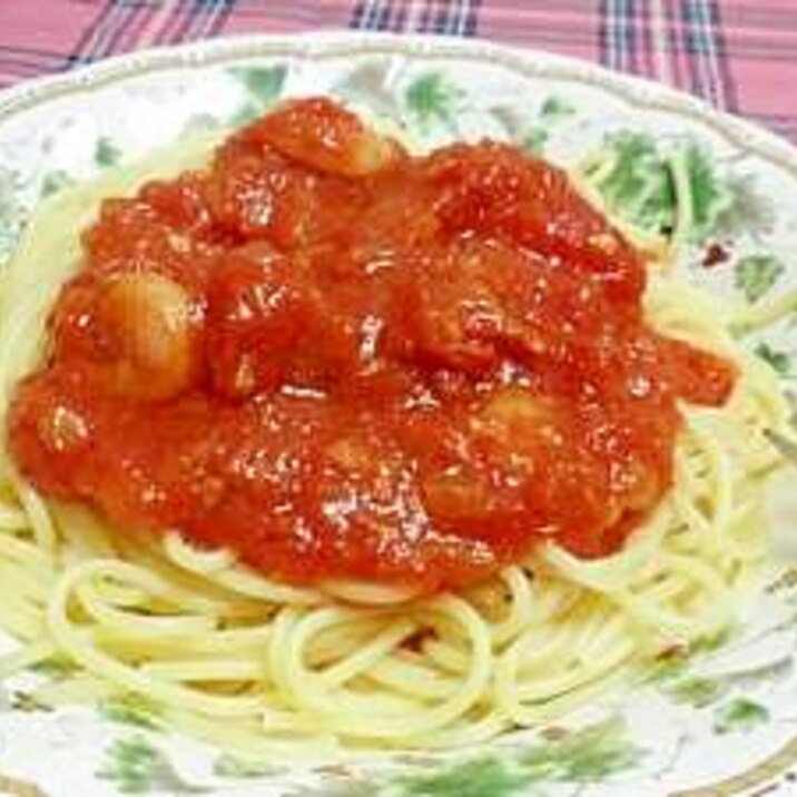 えびとトマトのシンプルパスタ